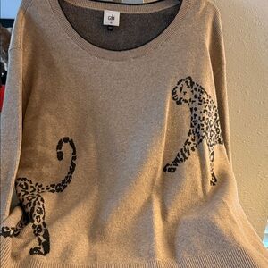 ♥️CAbi Cheetah Sweater♥️